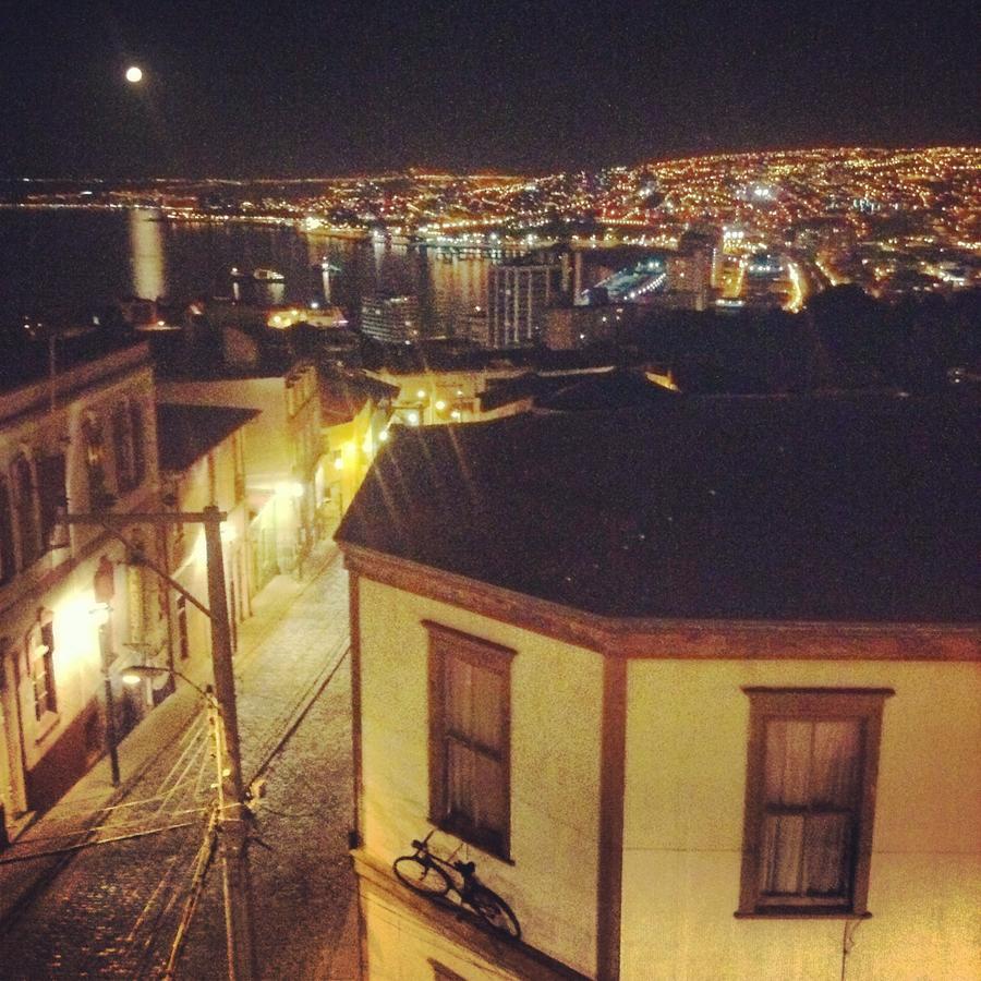 A Pousada Planeta Lindo Valparaíso Exterior foto