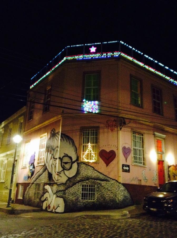 A Pousada Planeta Lindo Valparaíso Exterior foto